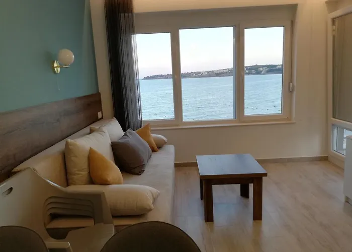 Family Gaia Апартаменты